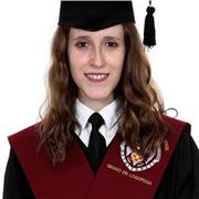 Soy una estudiante universitaria que ofrece clases particulares de lengua castellana para niños y adolescentes